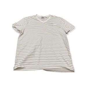 NWOT Calvin Klein V neck T-shirt